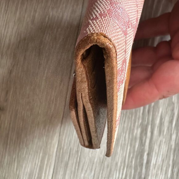 Gucci Pink GG Canvas &  Leather Short Bifold Wallet w Coin Purse - Picture 3 of 13